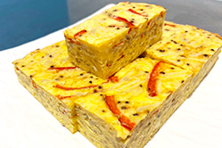 じゃがいもとパプリカの玉子焼き